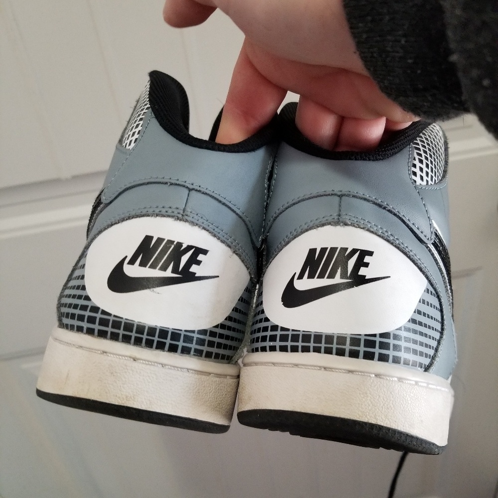 Mens Nike sneakers